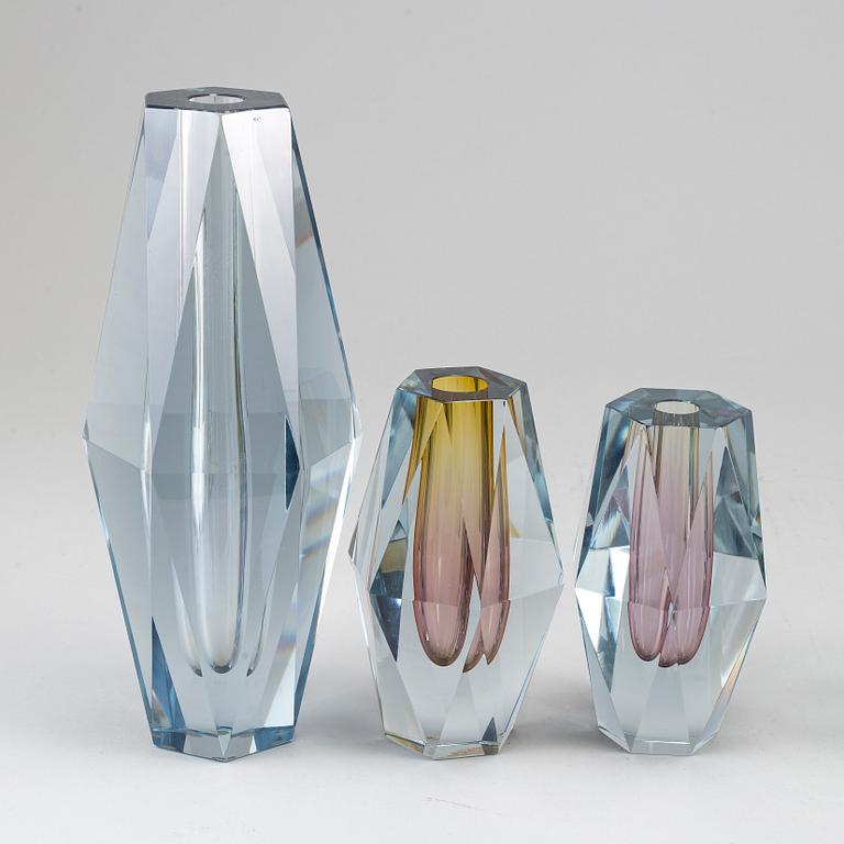ASTA STRÖMBERG, five 'Diamant' glass vases from Strömbergshyttan, 1960's.
