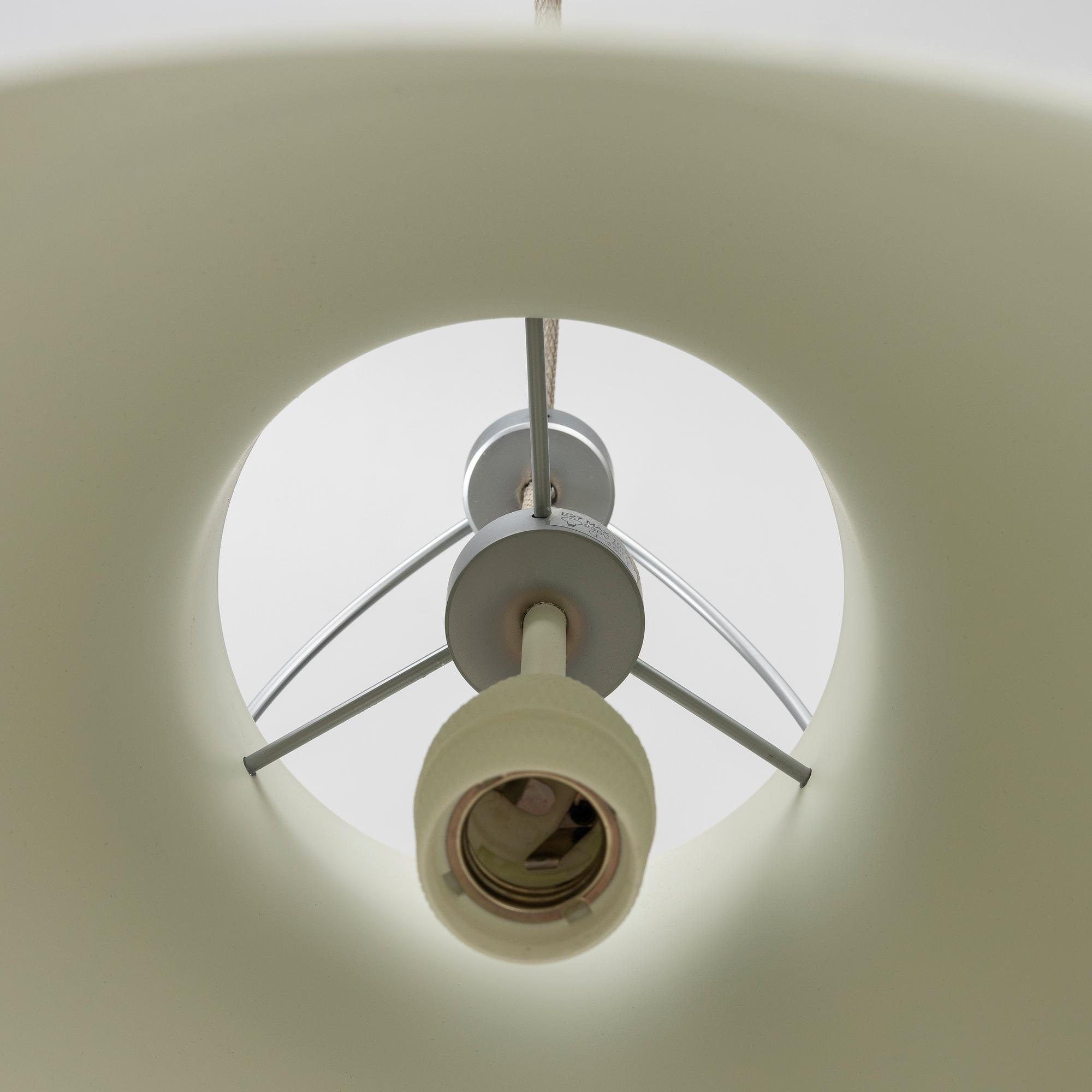 Cecile Manz pendant lamp "Caravaggio" for Fritz Hansen, 21st century.