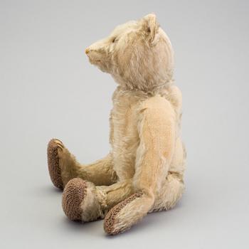 A Steiff teddybear, Germany, 1920s.