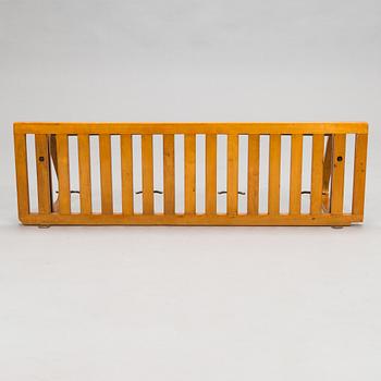 Alvar Aalto, hattuhylly / naulakko, Artek, 1930/1940-luku.