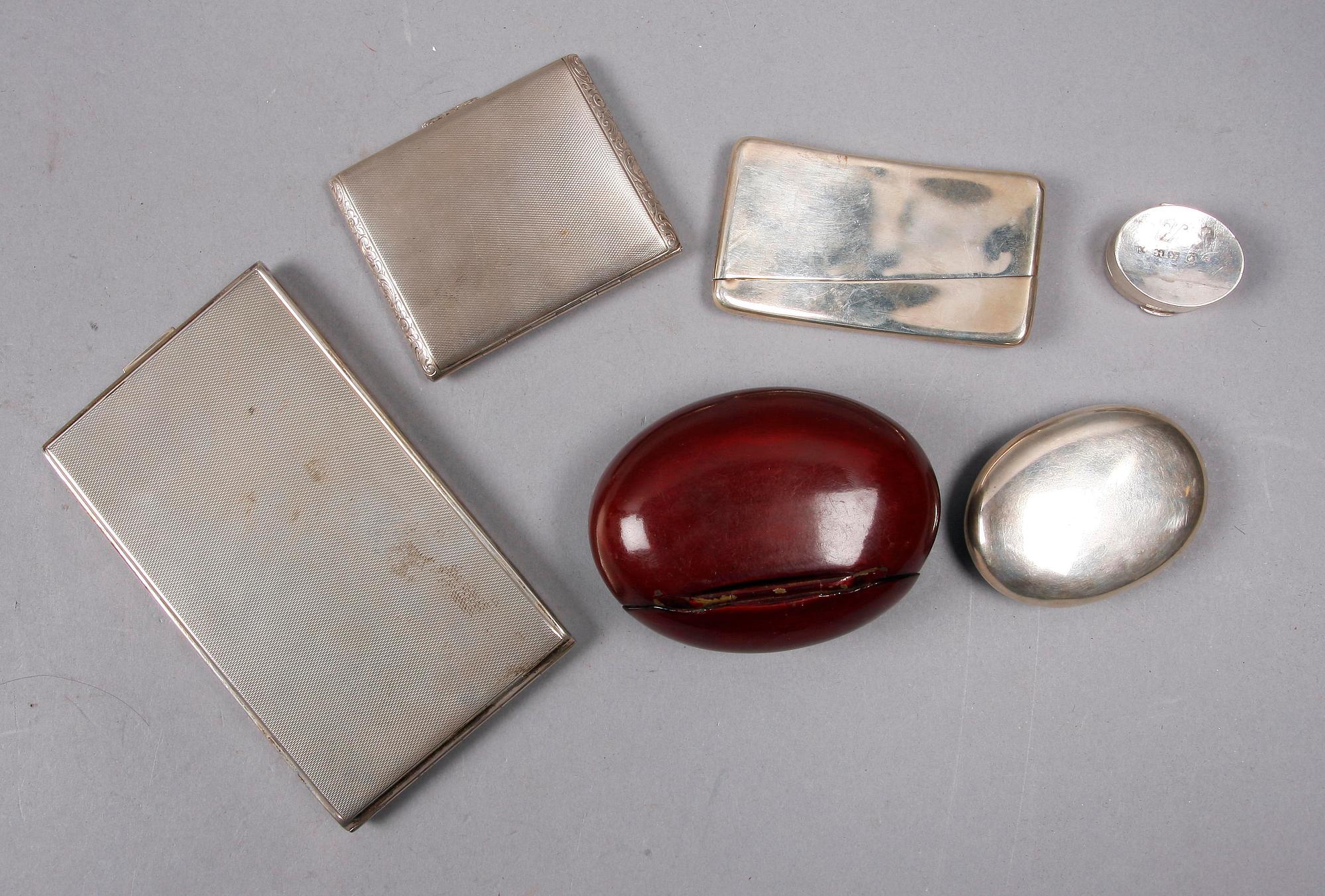 DOSOR, 6 st, silver samt en i lack. 1800/1900-tal.