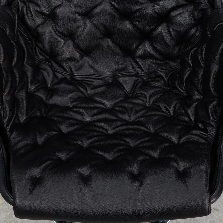 BRUNO MATHSSON, a black leather 'Jetson' easy chair from Dux, 21st Century.