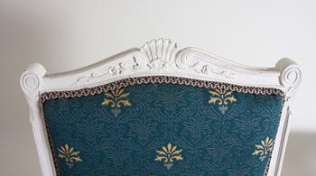 KARMSTOLAR, ett par, louis XV-stil.