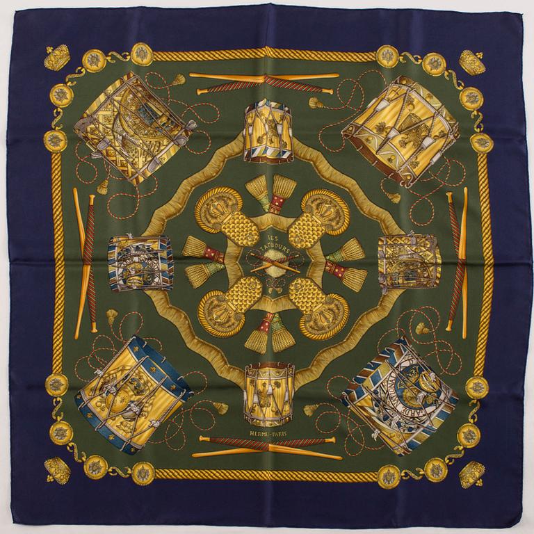 HERMÈS, scarf "Les tambours".