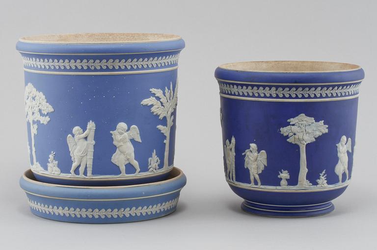 YTTERFODER, 2 st, jasperware, Wedgwoodliknande, 1900-tal.