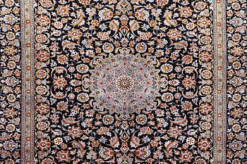 A carpet, Kashan, c. 405 x 303 cm.