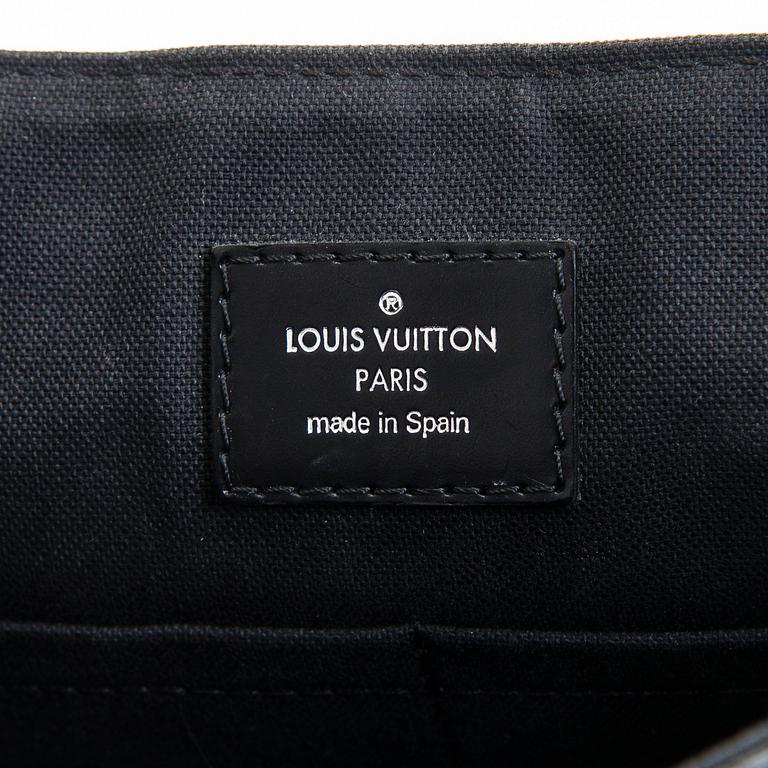 Louis Vuitton, laukku, "District PM Messenger".