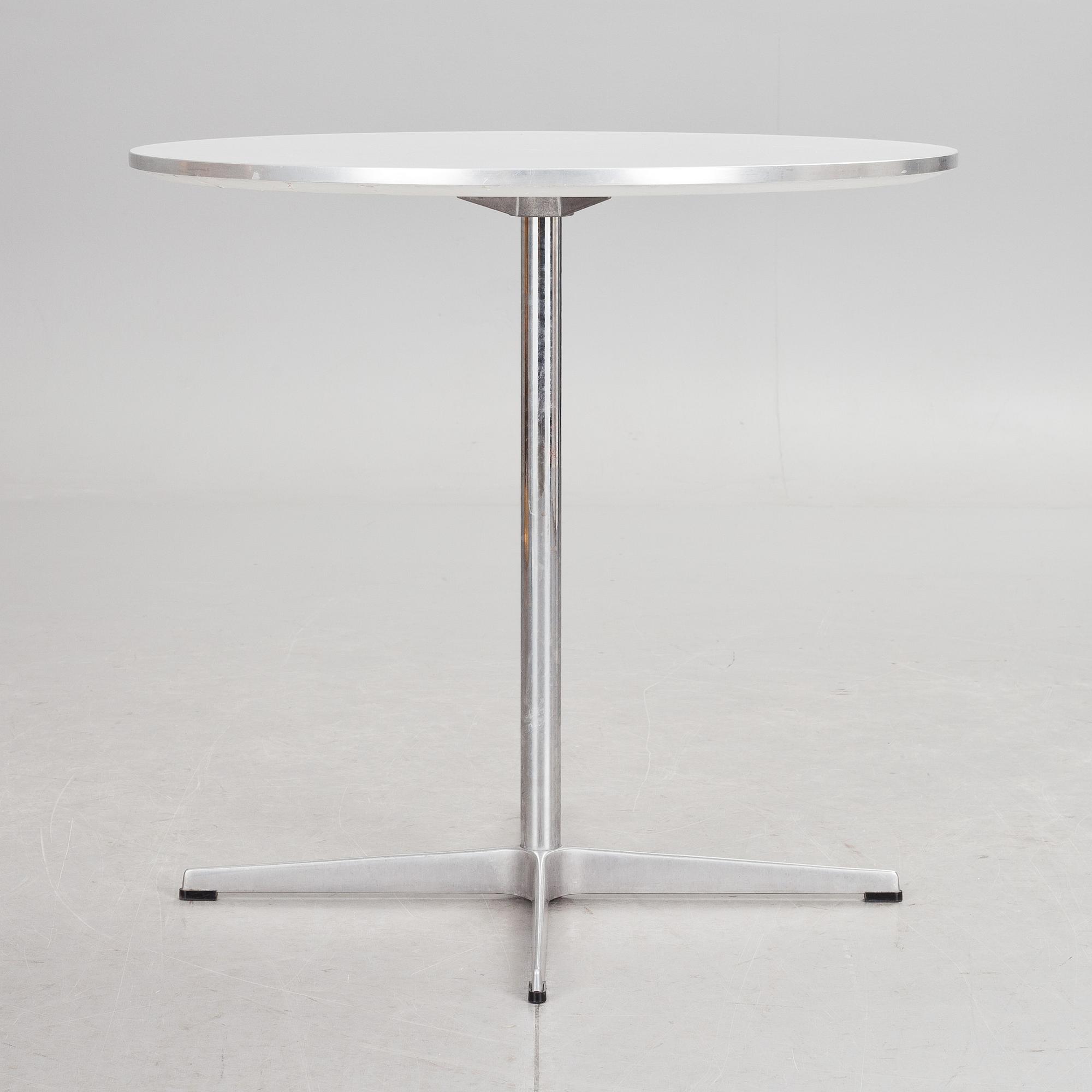 BORD, Arne Jacobsen, Fritz Hansen, Danmark, 1987.