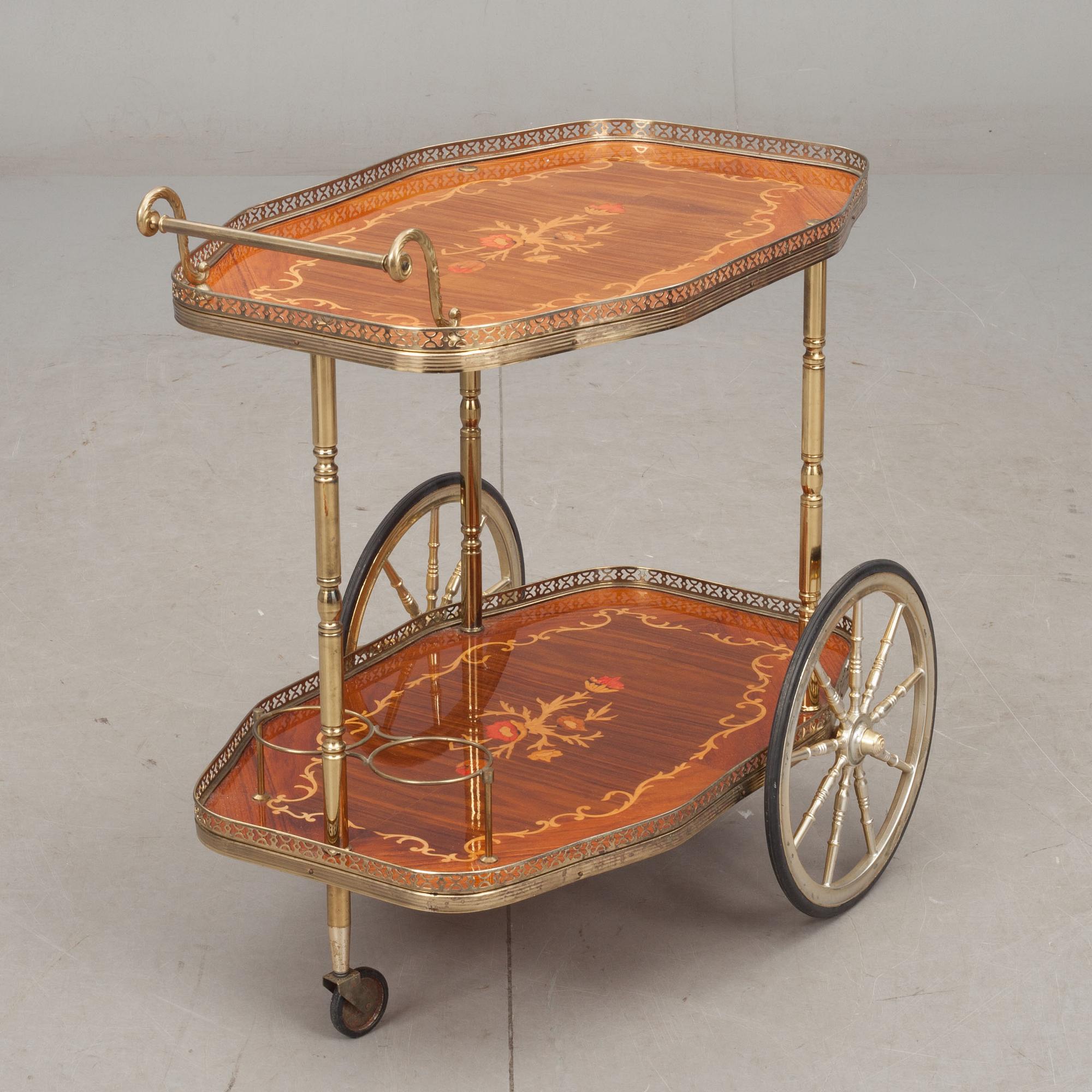 SERVERINGSVAGN, 1900-talets andra hälft.