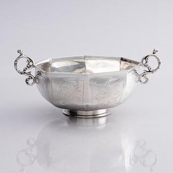 Hans Wiggman, brännvinsskål, silver, Kalmar 1750. Senbarock.