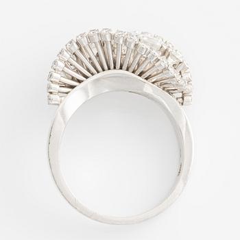 Ring med briljantslipade diamanter totalt ca 1.25 ct.