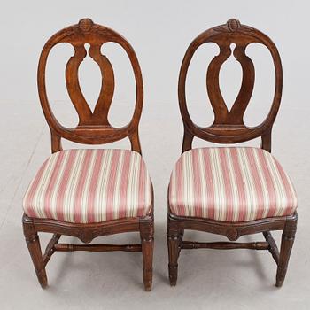 STOLAR, ett par, gustavianska, signerade EÖM för Erik Öhrmark, (mästare i Stockholm 1777-1813).