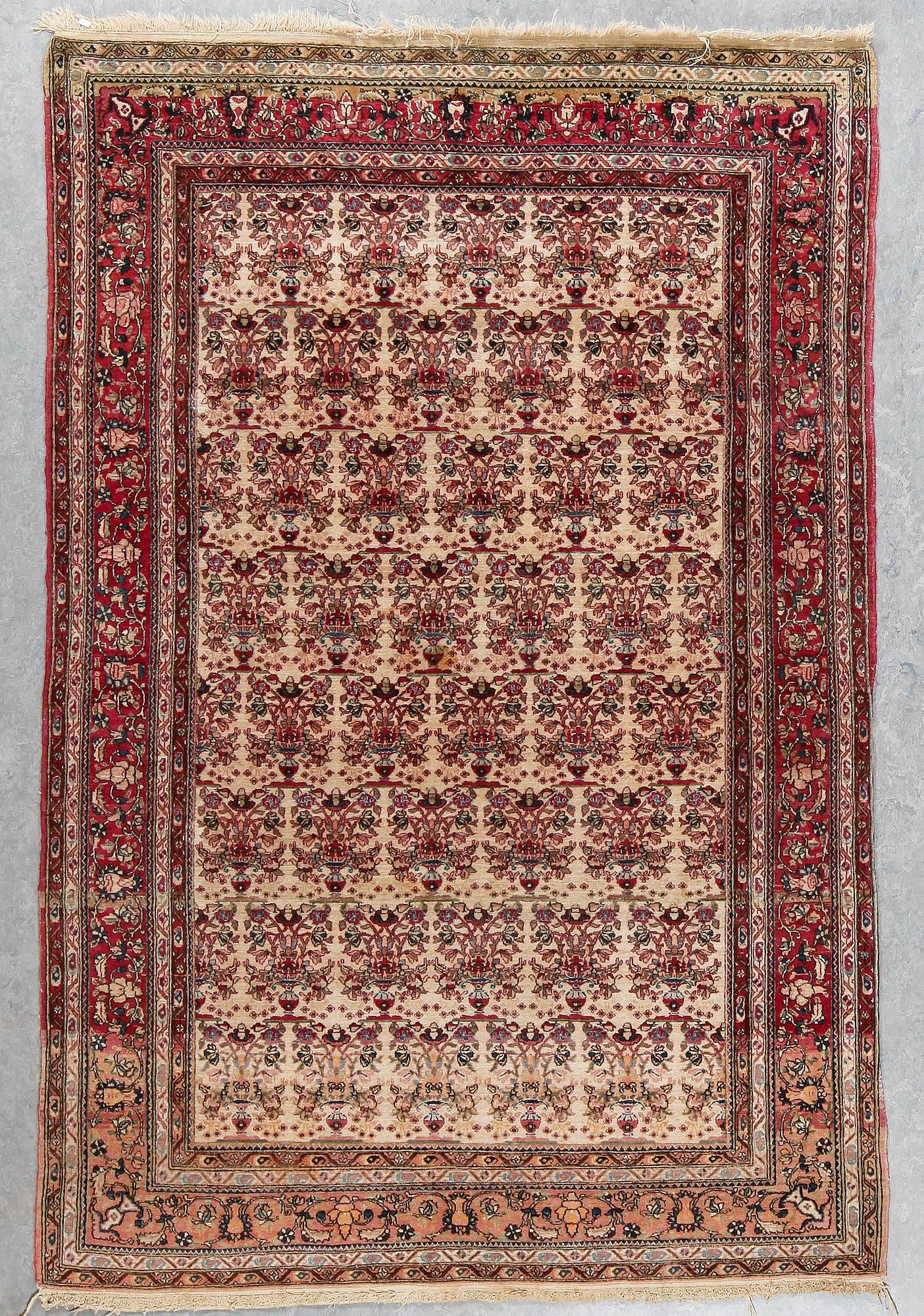 MATTA, semiantik/old Täbris, ca 211x142 cm.