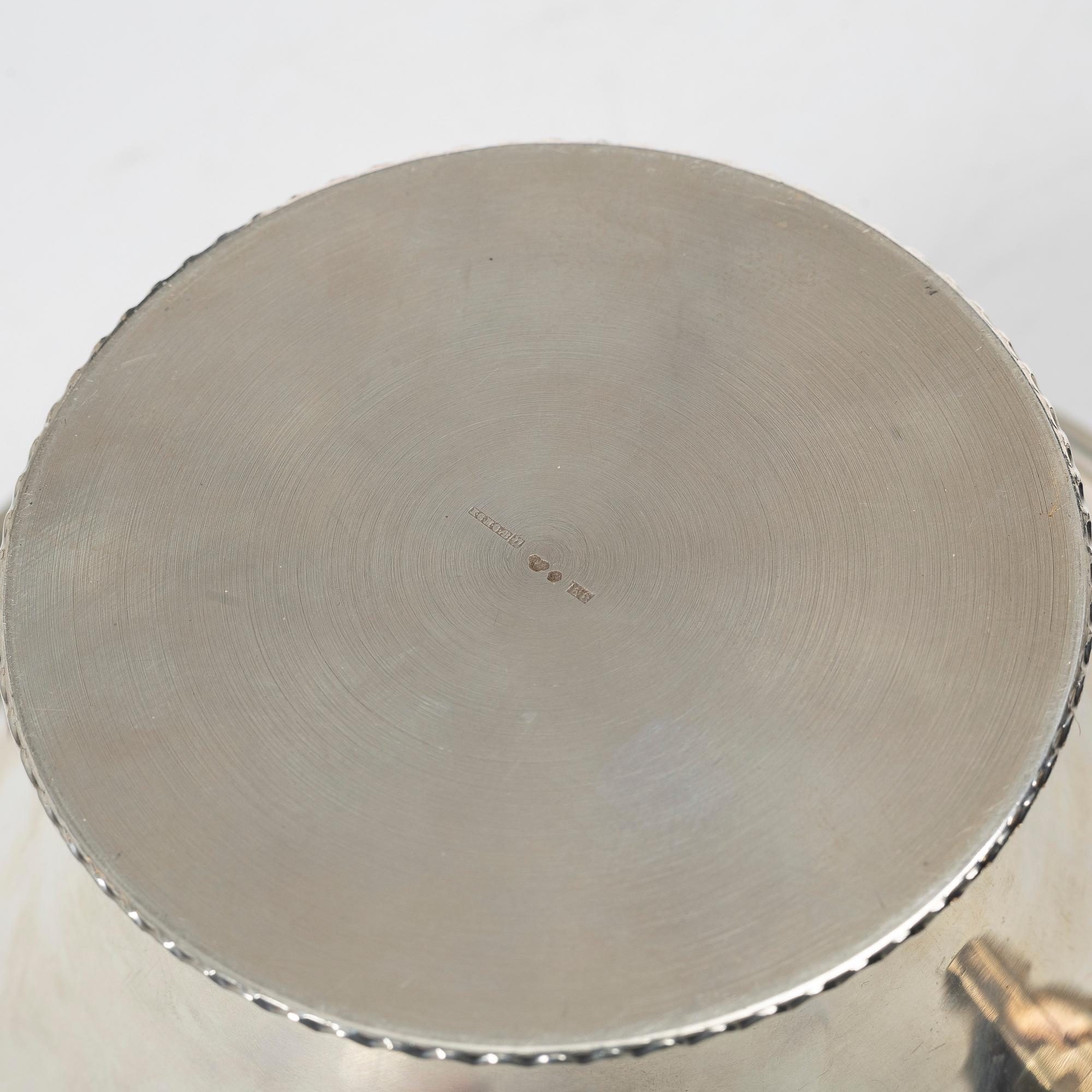 Two silver bowls, KGM GAB Uppsala 1931, and CG Hallberg Stockholm 1960.