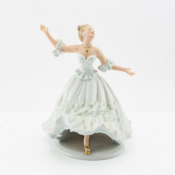 Figurine Wallendorf Germany porcelain mid-20th century.