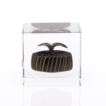 ÅRSKUB, glas, signerad Oiva Toikka Nuutajärvi 1980, 492/1000.