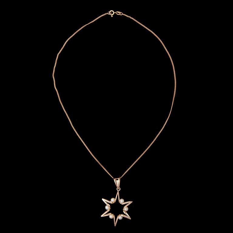 HÄNGE, 14K guld, pärlor. Elis Kauppi, Kupittaan kulta. Vikt ca 6,9 g.