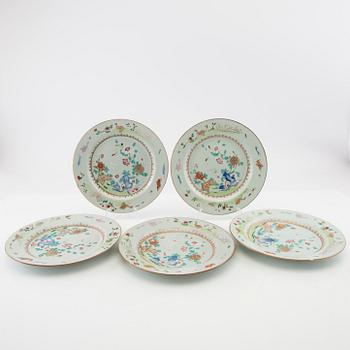 Plates, 5 pcs. China, Qianlong period (1736-95), porcelain.