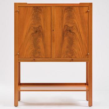 Josef Frank, cabinet, model B 2135, Svenskt Tenn, 1980s/90s.