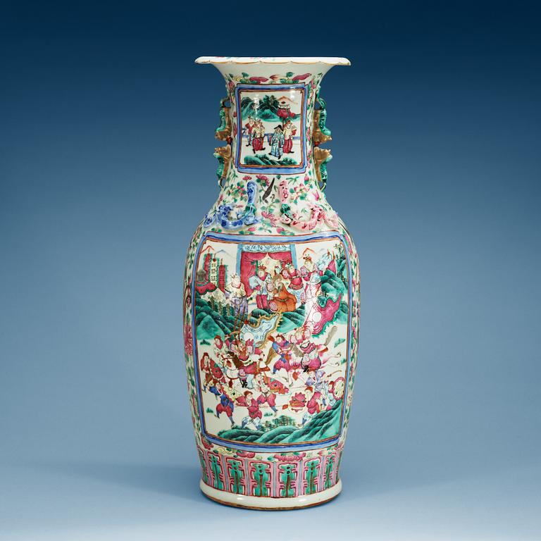 A large famille rose Canton vase, Qing dynasty, 19th Century.