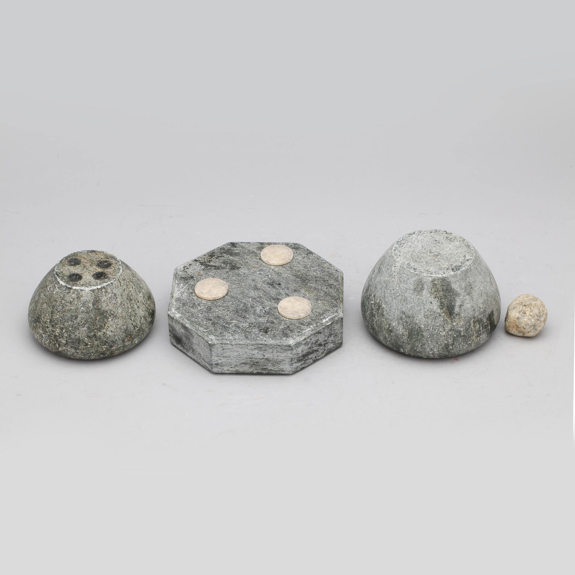 PARTI, kolmårdsmarmor, 4 delar, 1900-tal.