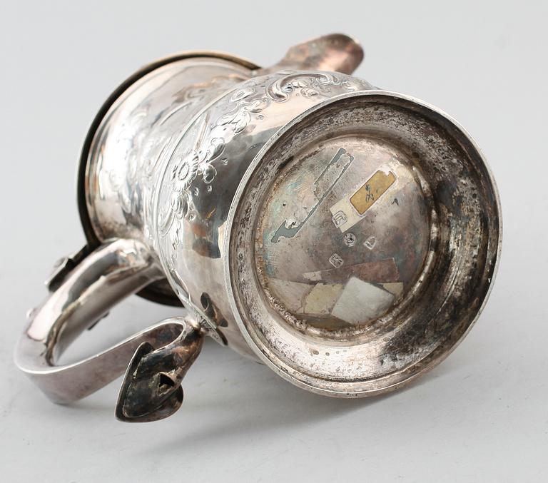 KANNA, silver,Thomas Whipham och Charles Wright,  London 1764. Vikt ca 838 g.