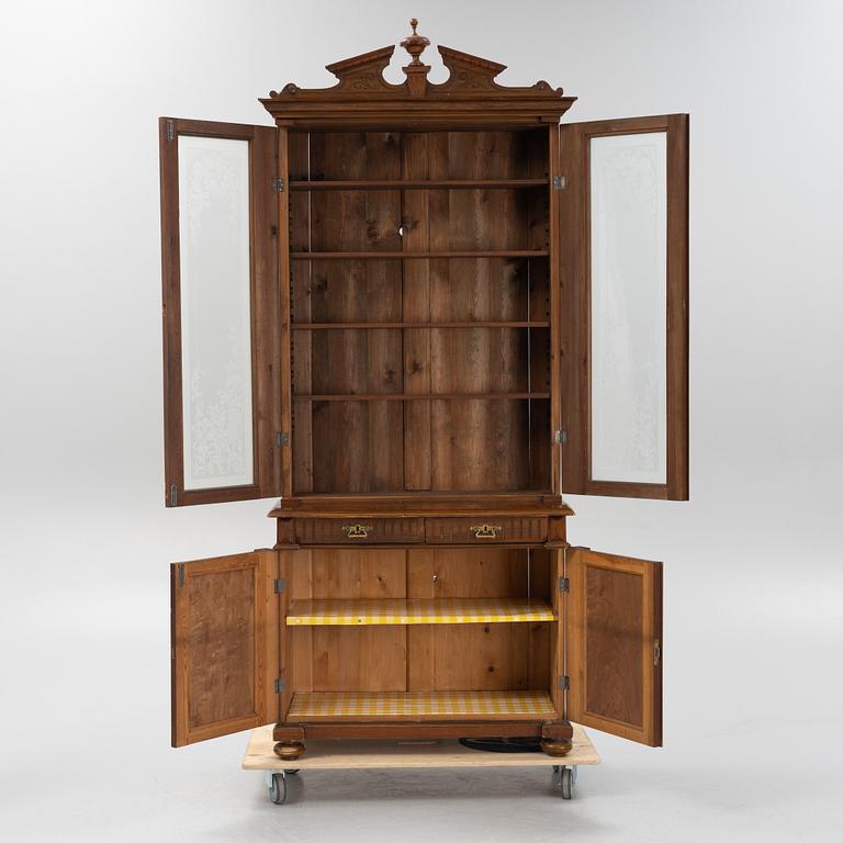 Bokskåp, sent 1800-tal.