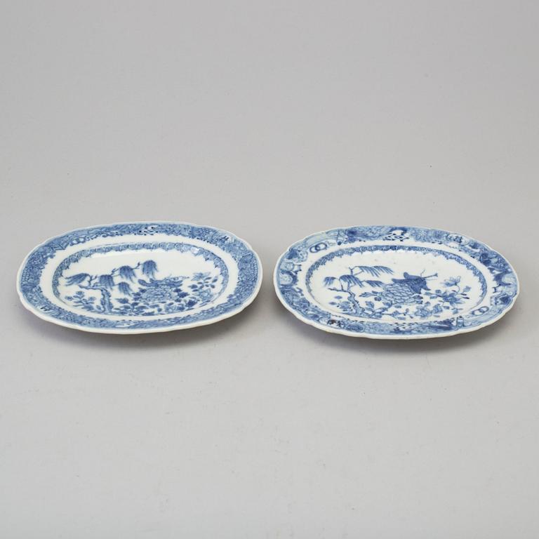 Two blue and white dishes, Qing dynasty, Qianlong (1736-95).