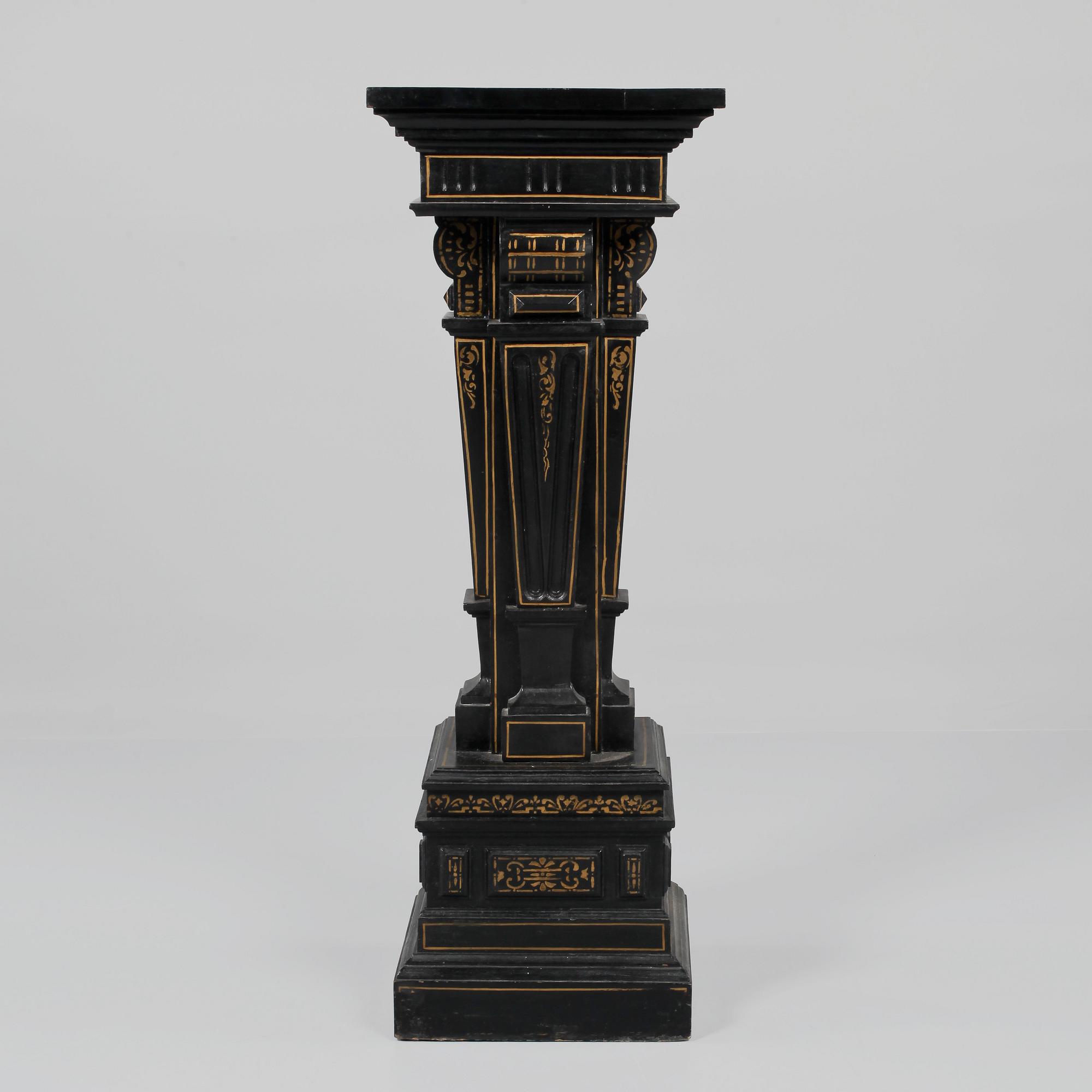 PIEDESTAL, omkring 1900.