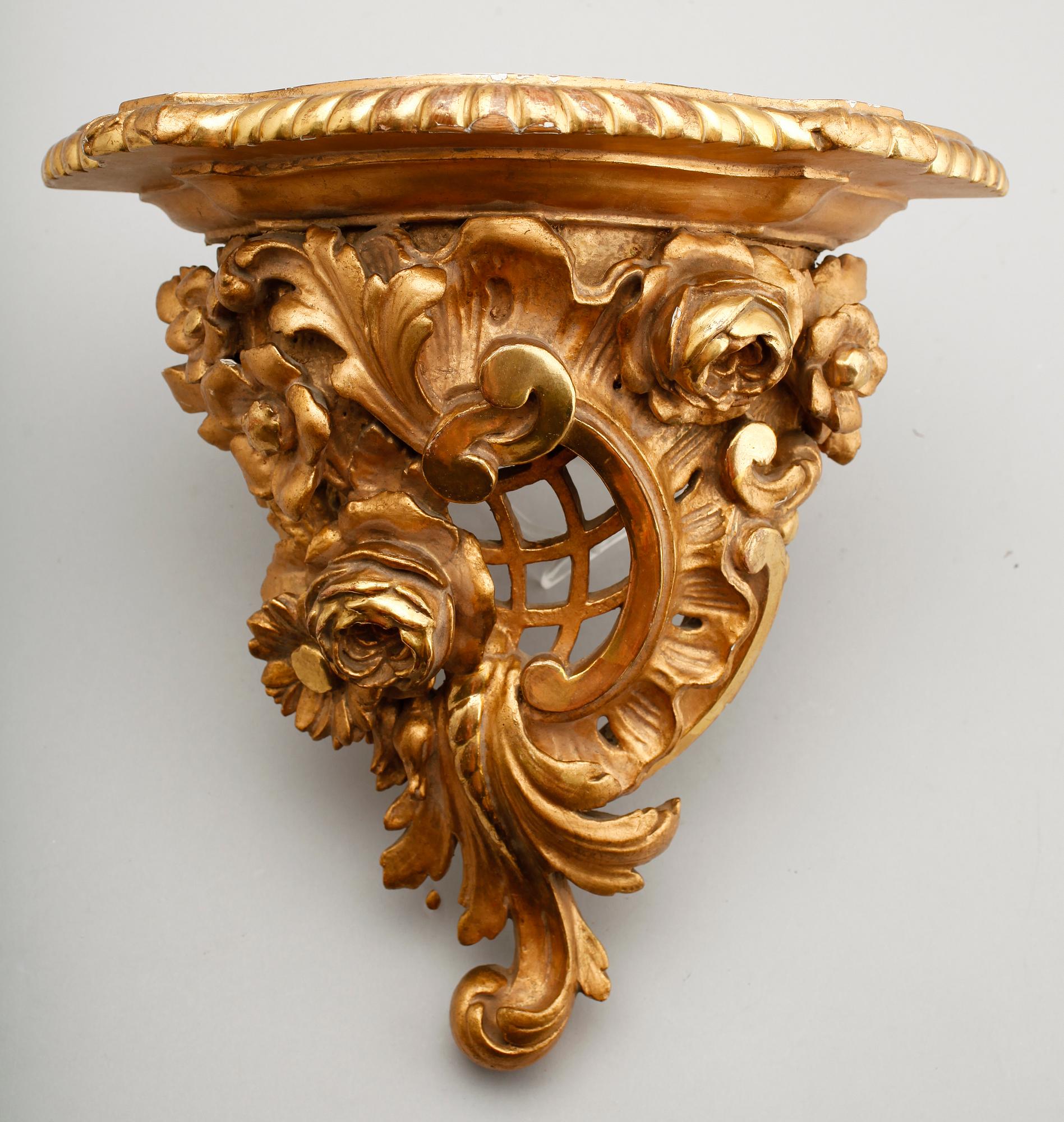 VÄGGKONSOL, trä, 1800-tal.