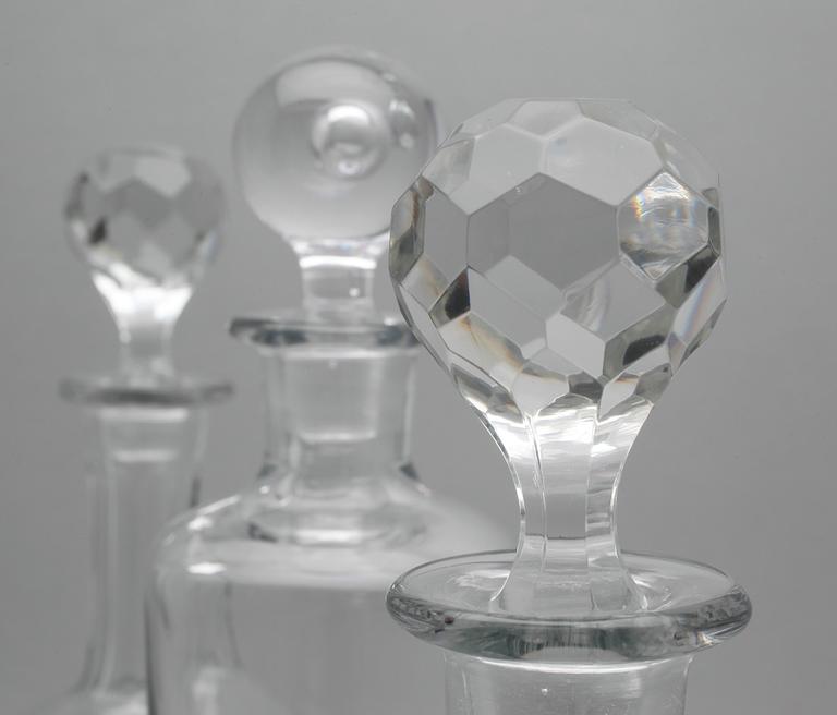 KARAFFER, 4 st, glas, bla "Pippi", Walter Hickman, Kosta.