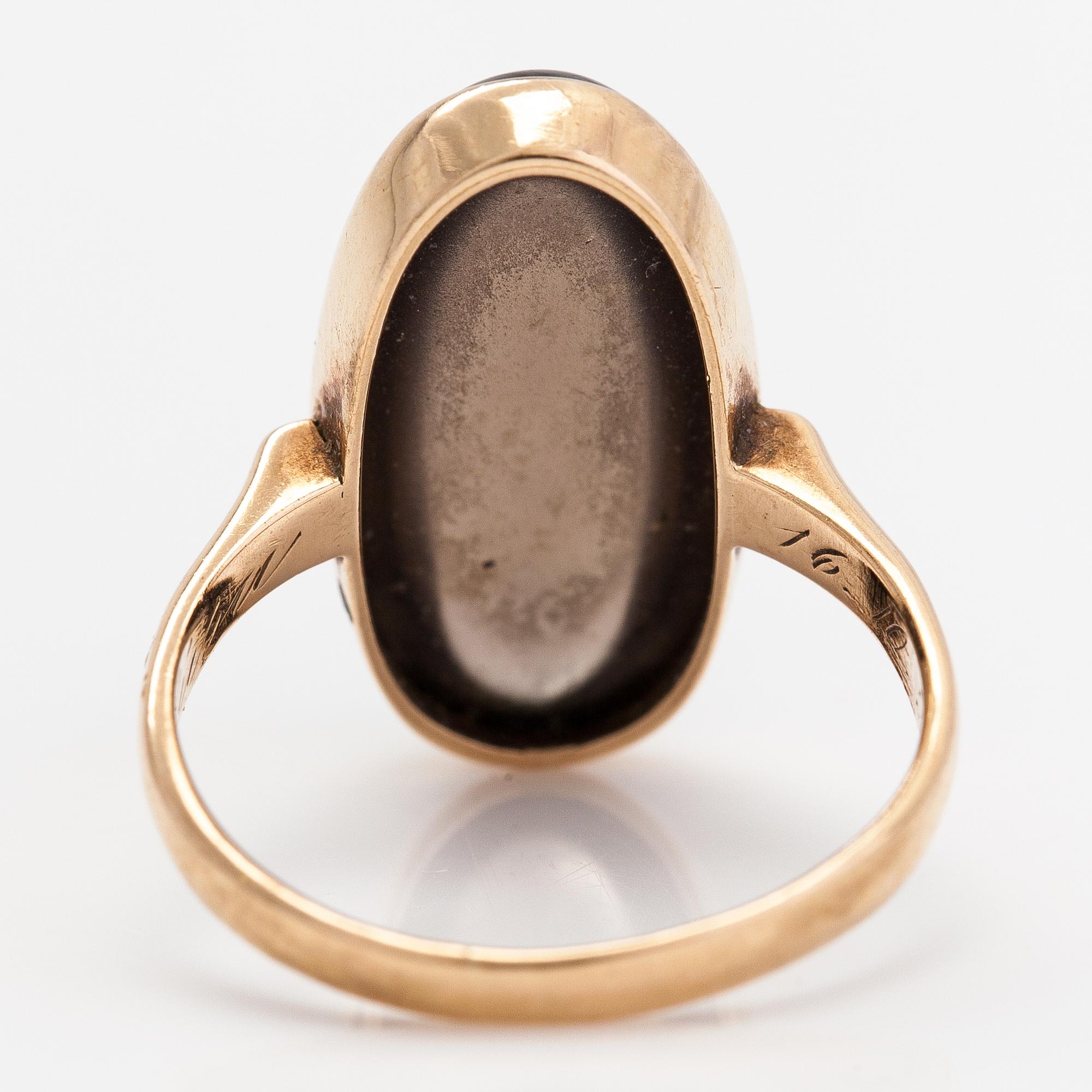 A 14K gold ring with a smoky quartz. Westerback, Helsinki 1957.