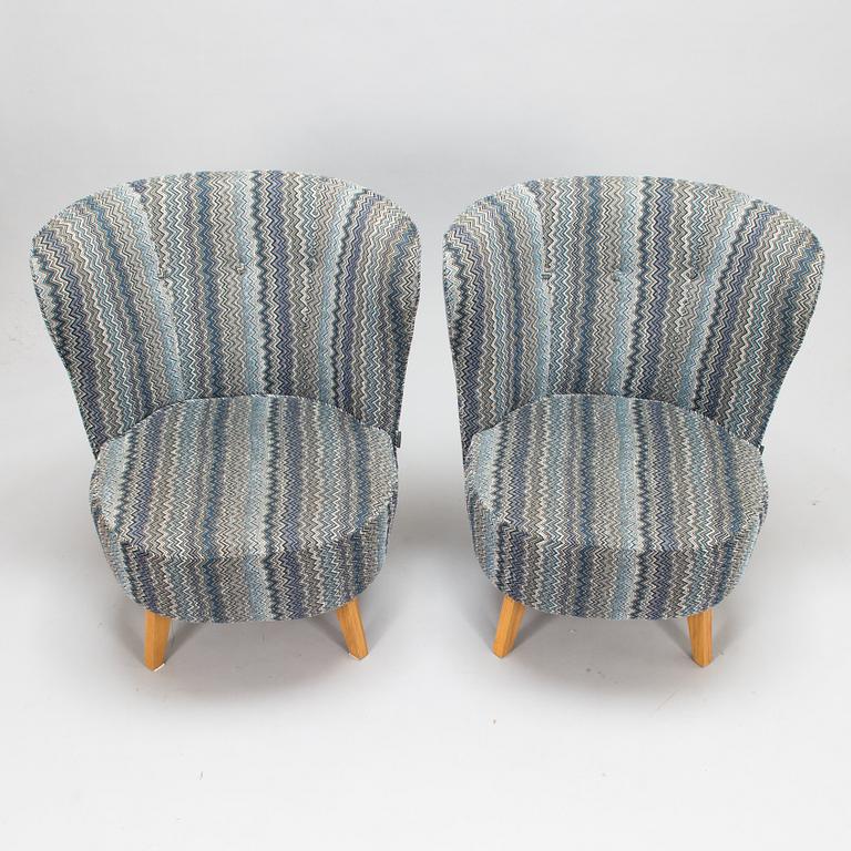 A pair of armchairs, Furninova, 2000s.