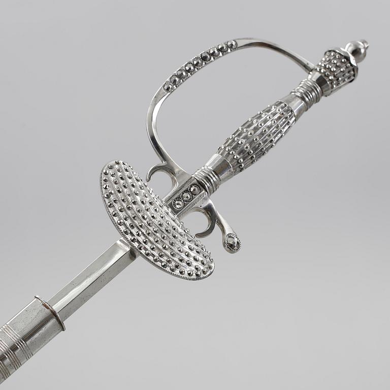 DRÄKTVÄRJA, 1800-tal.