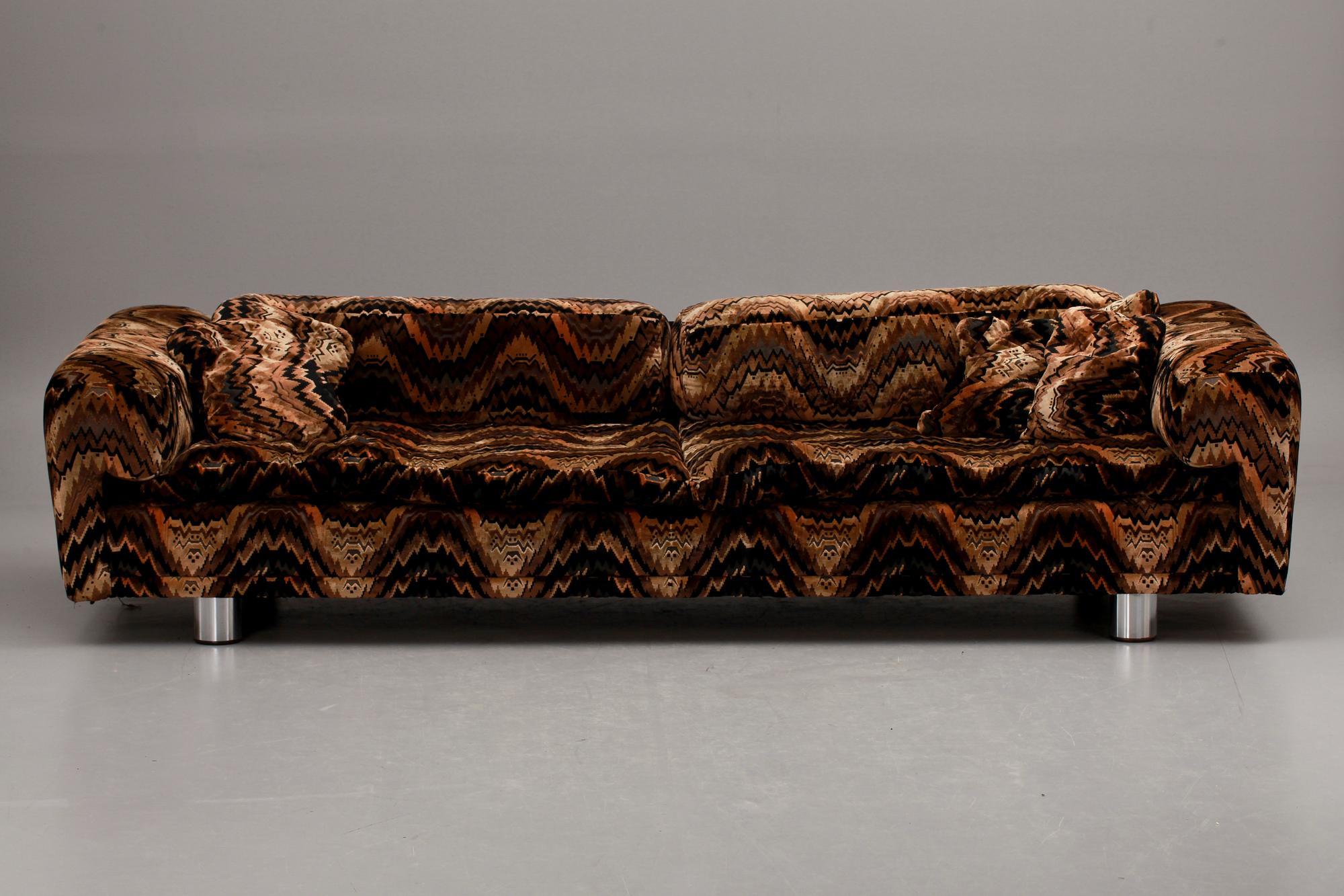 SOFFA, HG Furniture, England, 1900-talets slut.