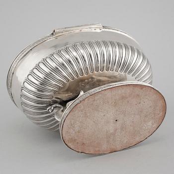 CARL PETTER LAMPA, Stockholm 1822, Sockerskrin, silver, empir.