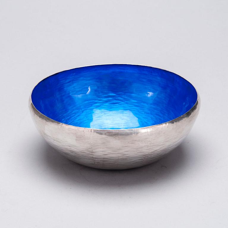 SKÅL, silver, invändigt emaljerad, Reijo Sirkeoja, Kultakeskus, 1974.