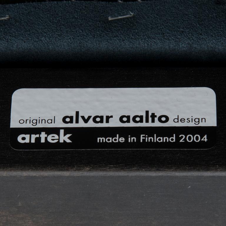 ALVAR AALTO, STOLAR, 4 st, modell 611, Artek, 2004.