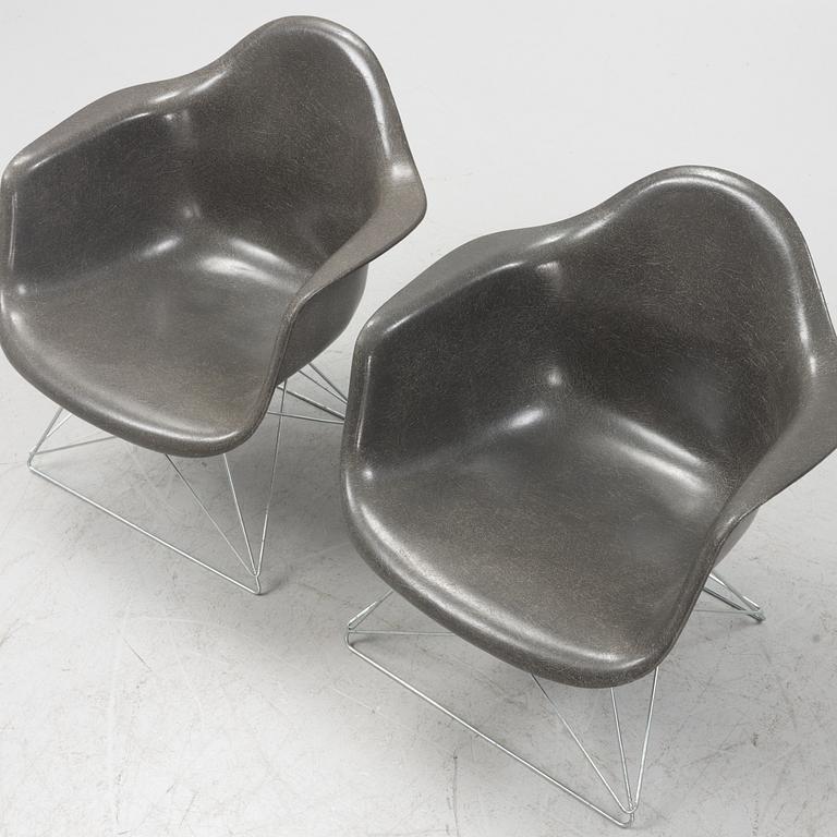 Charles & Ray Eames, stolar, ett par,  "LAR / Cat Cradle", Herman Miller, USA, 1950/60-tal.