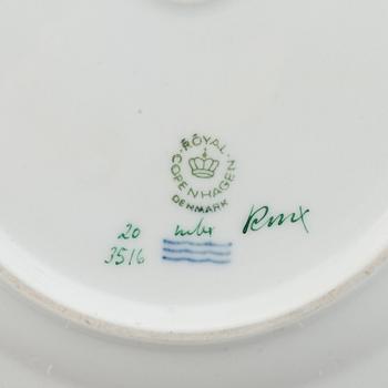 Royal Copenhagen, A porcelain 'Flora Danica' tazza, Denmark.