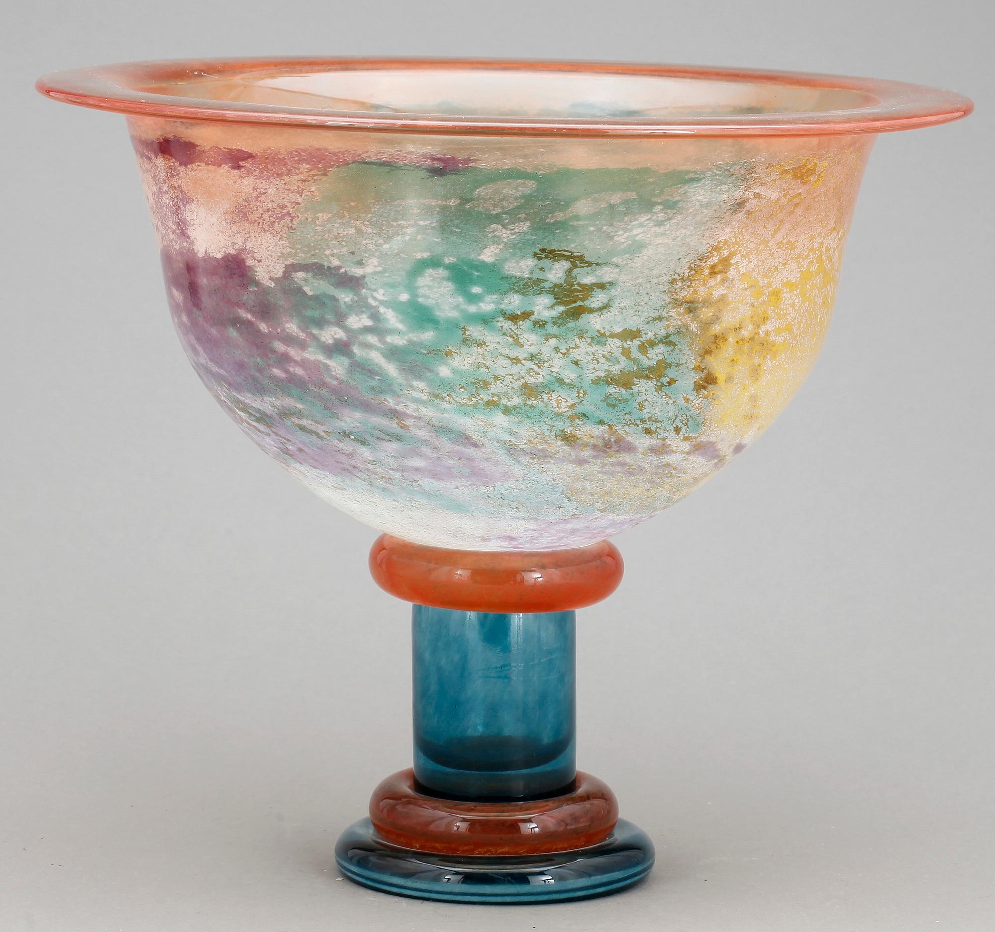 SKÅL på FOT, glas, ur serien "Cancan", Kjell Engman, Kosta Boda. 1900-talets andra hälft.