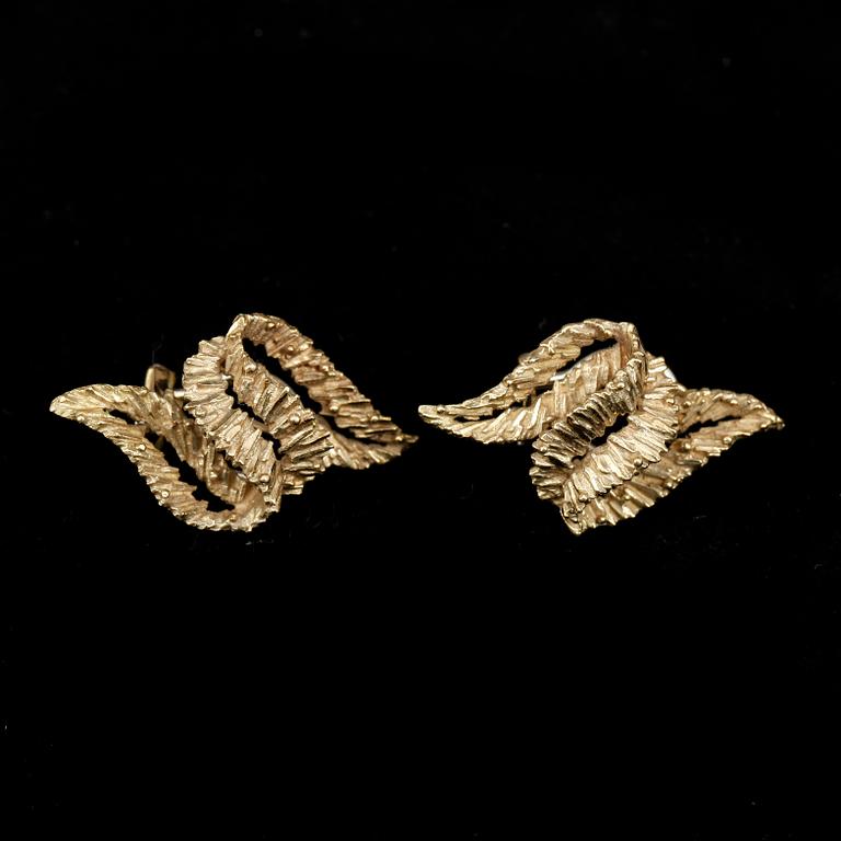 ÖRHÄNGEN, ett par, 18k guld. Vikt  ca11g.