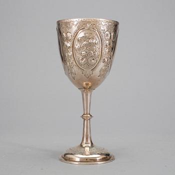 VINGLAS, sterlingsilver, Viktoriansk, Birmingham, 1872. Vikt ca 207 gram.