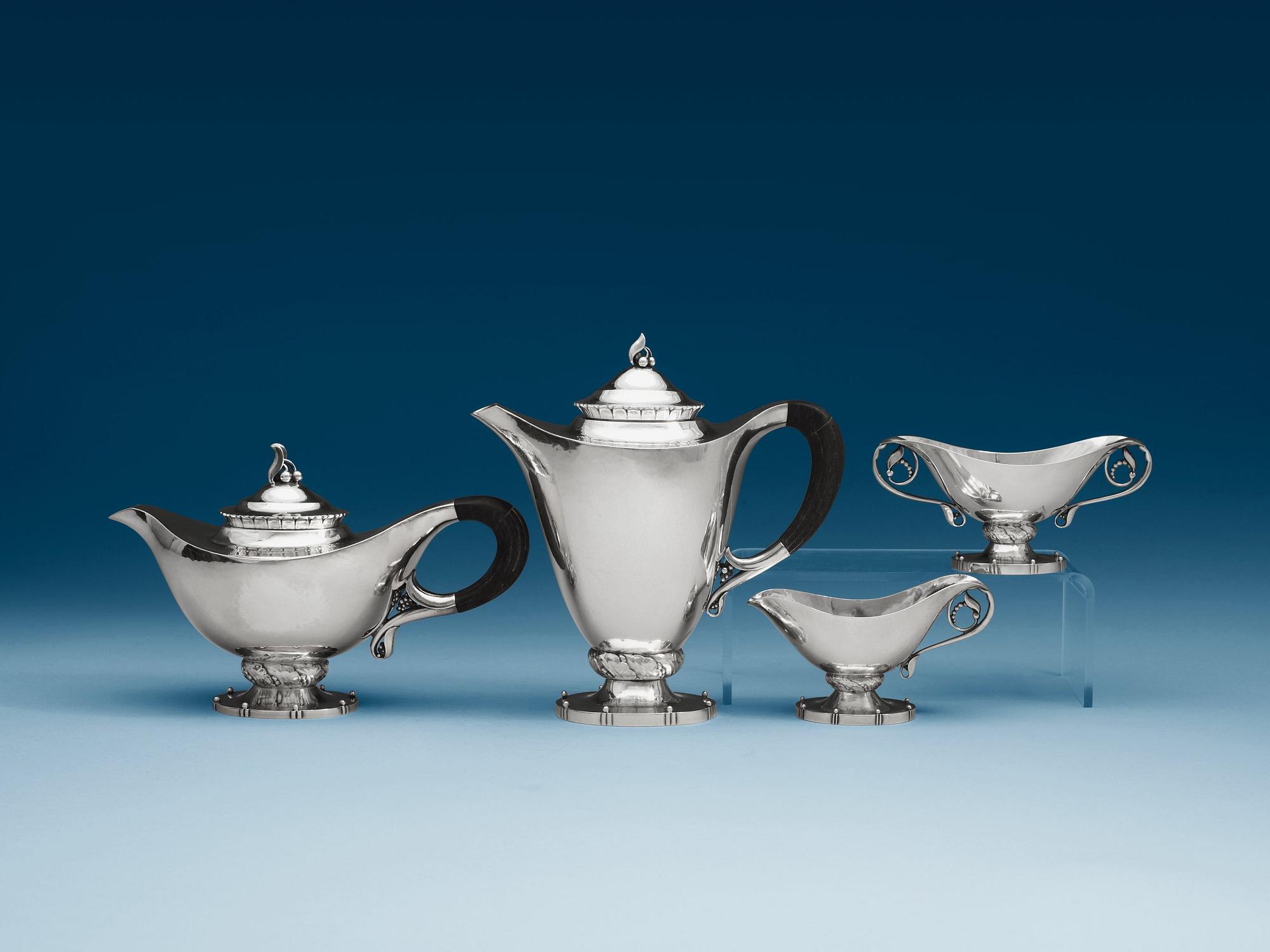 A Georg Jensen 4 pcs coffee- and tea service, Copenhagen 1933-44 (the teapot 1945-51).