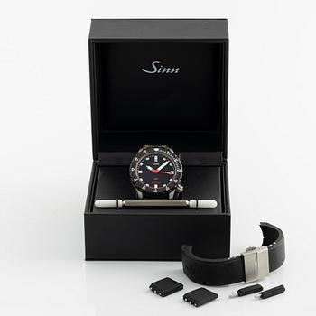 Sinn, U1 SDR, armbandsur, 44 mm.