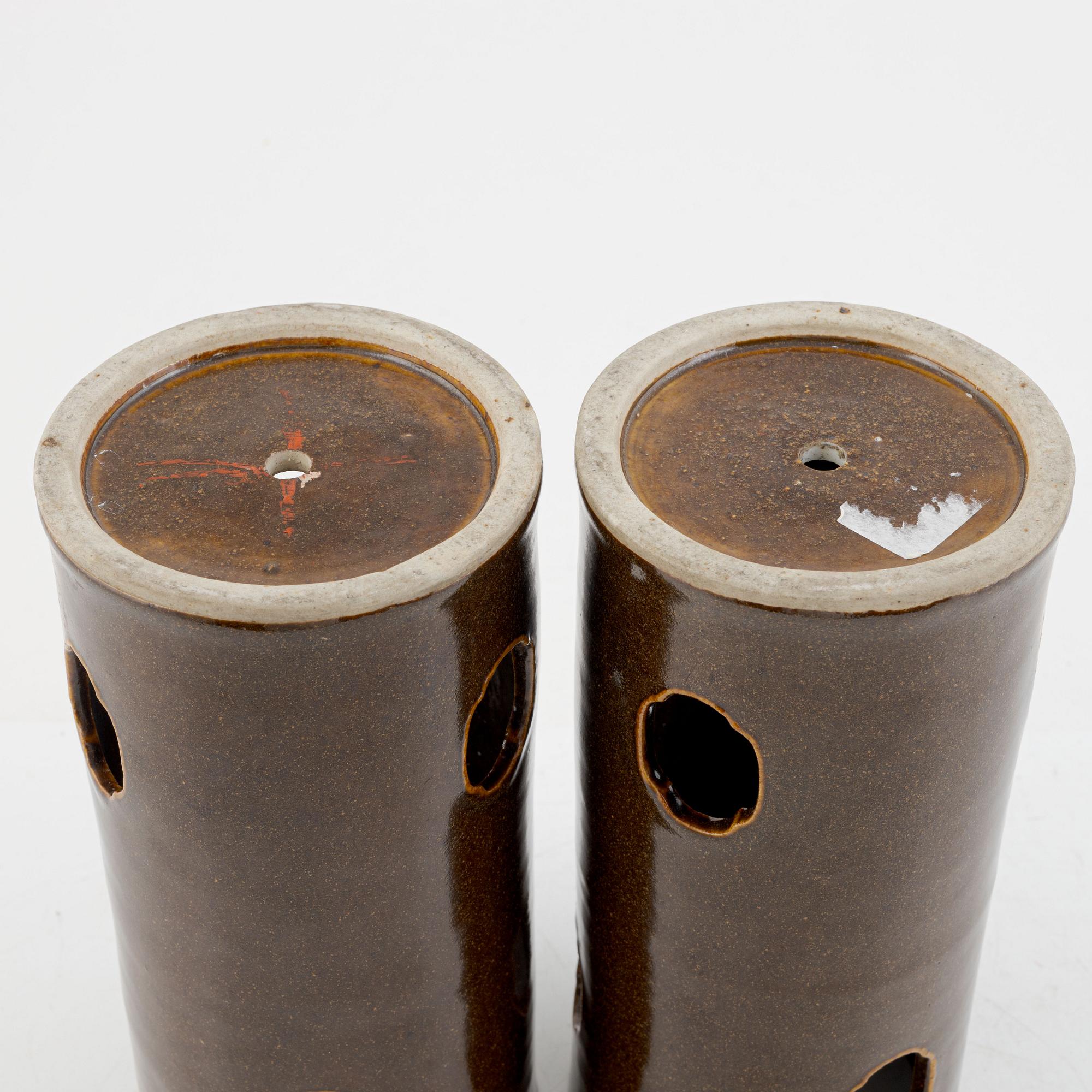 A pair of Chinese porcelain hat stands, 20th century.