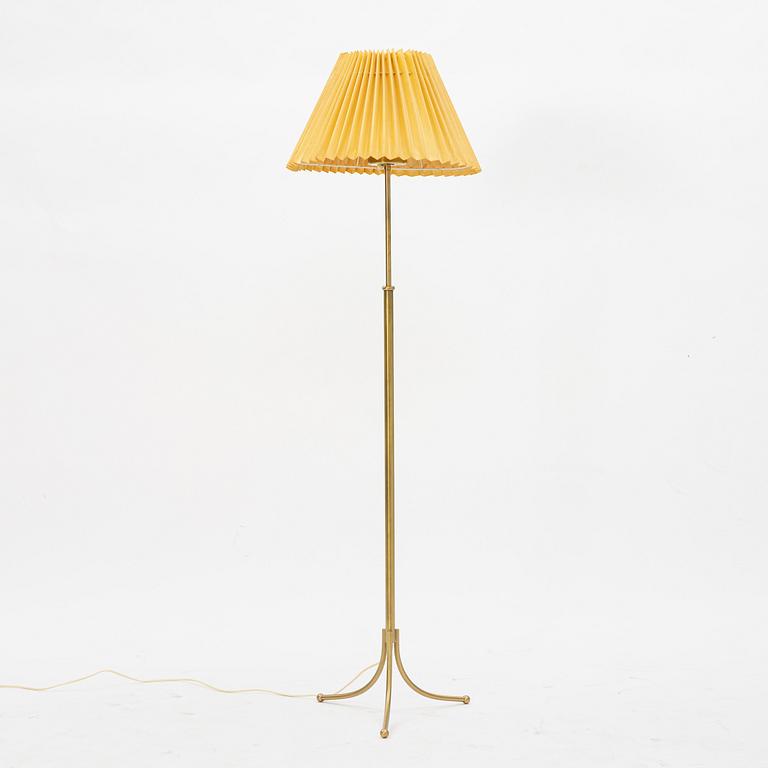 Josef Frank, golvlampa, modell 2326, Firma Svenskt Tenn.