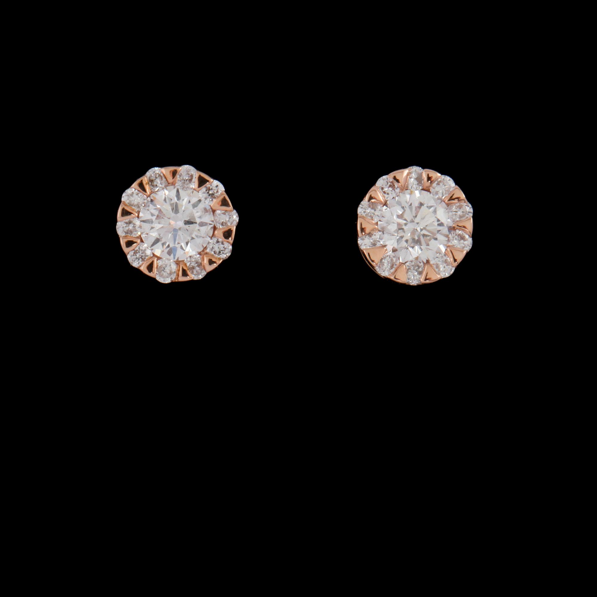 ÖRHÄNGEN, 18k guld med briljantslipade diamanter, 0.54 ct. Vikt 2 g.