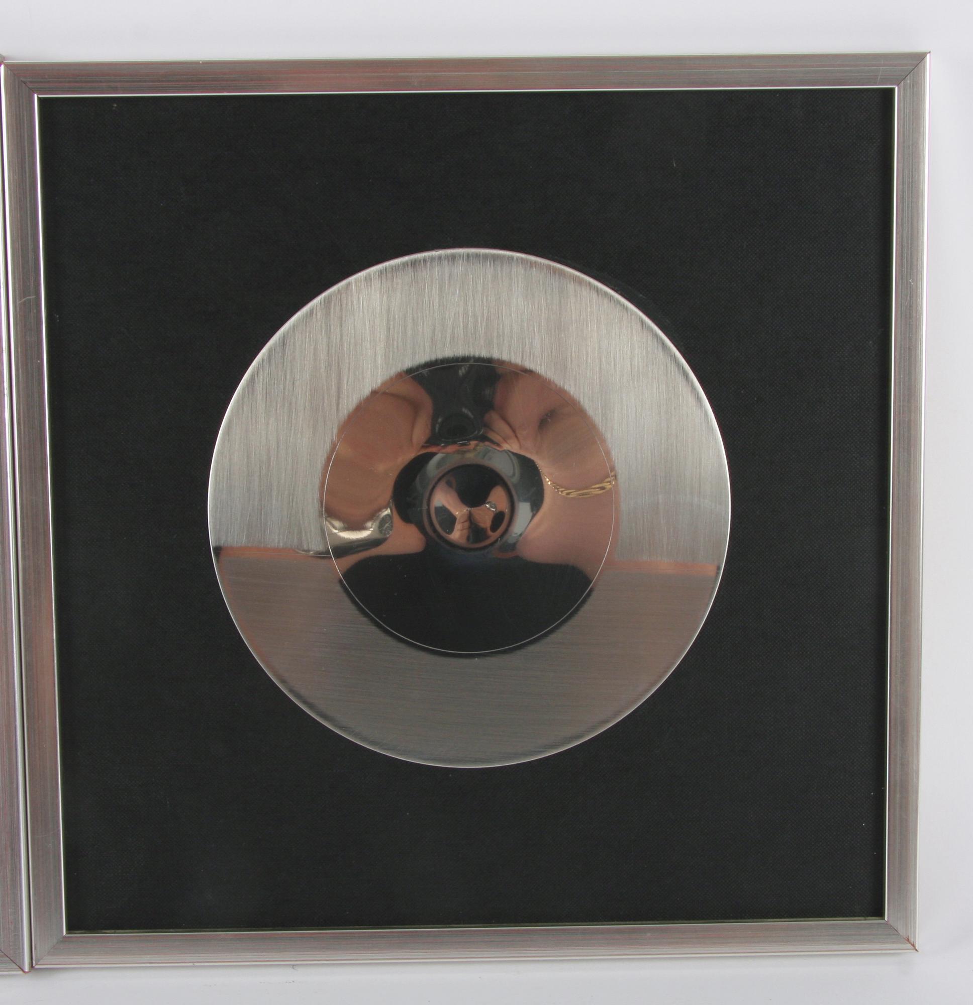 HUBER, ALEXIUS, blandteknik, 2 st, sign o dat -79, numr 220/250; 189/250.