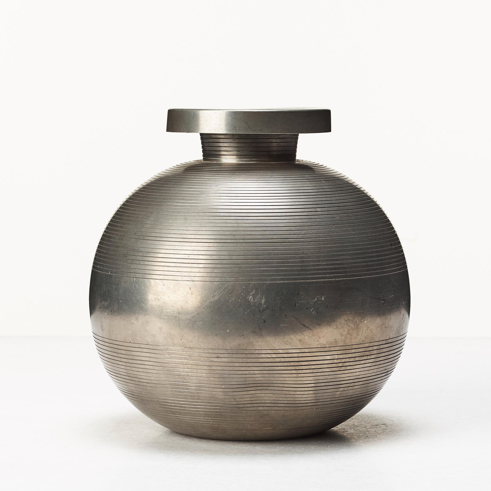 Sylvia Stave, a pewter vase, for CG Hallberg, Stockholm 1932.